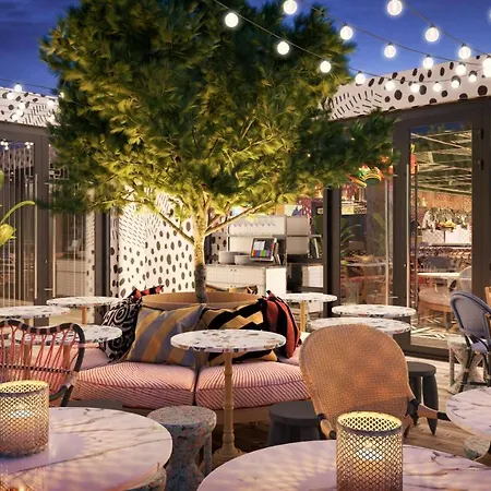 Mama Shelter Paris La Defense Hotel 3*