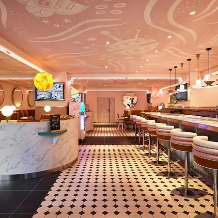 Mama Shelter Paris La Defense Puteaux