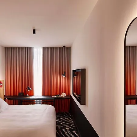 Mama Shelter Paris La Defense 3*