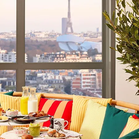 Otel Mama Shelter Paris La Defense 3*