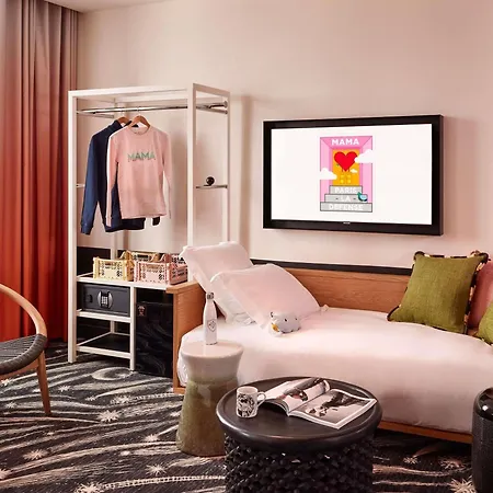 Mama Shelter Paris La Defense 3*