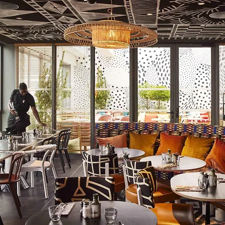 Mama Shelter Paris La Defense Otel
