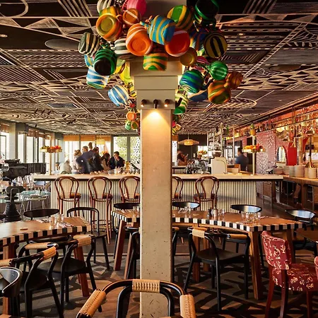 호텔 Mama Shelter Paris La Defense 3*