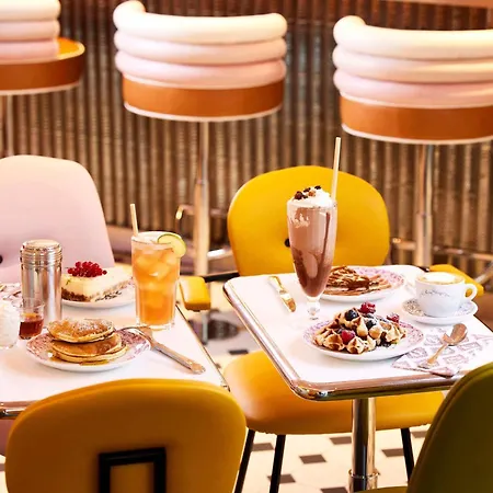 Mama Shelter Paris La Defense 쀼또