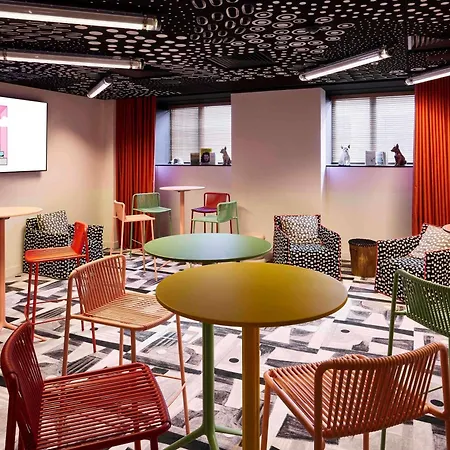 호텔 Mama Shelter Paris La Defense 3*